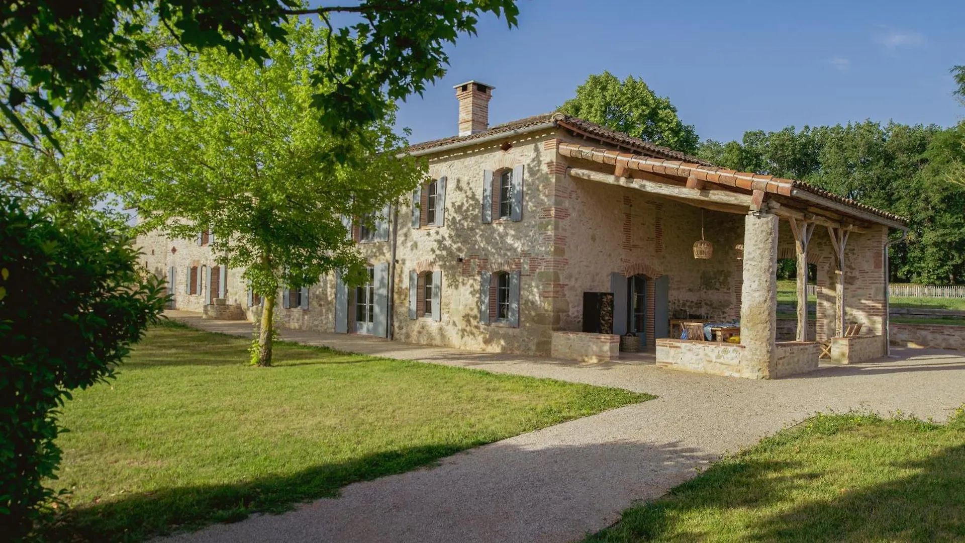 Chambre Tout Confort A L'Heritier - Au Coeur Du Tarn Marzens 0*,  Francia